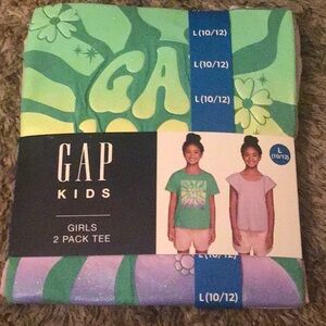 T shirts 2 pack